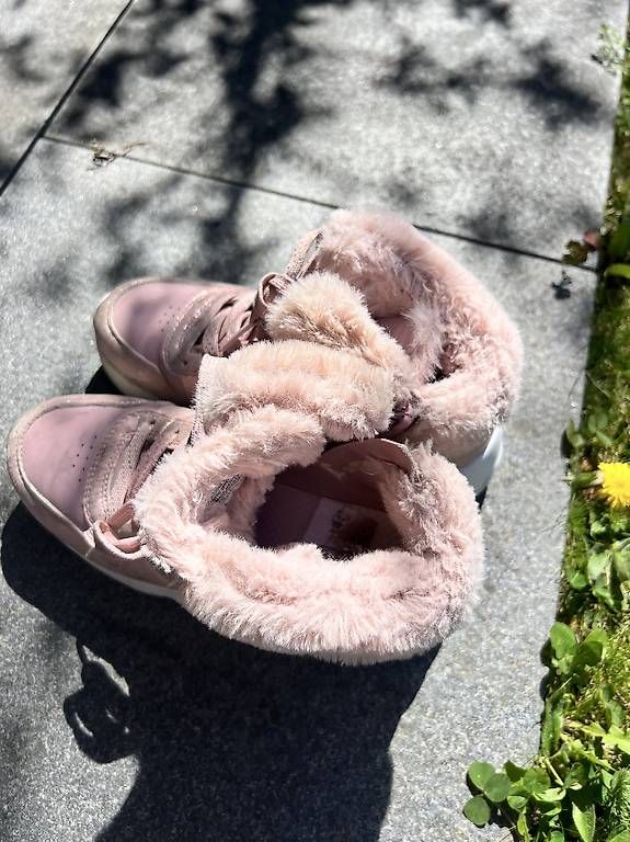 Skechers Scarpe per ragazze: Sketchers – Usato da Zürich venduto da jka_rvq8 2