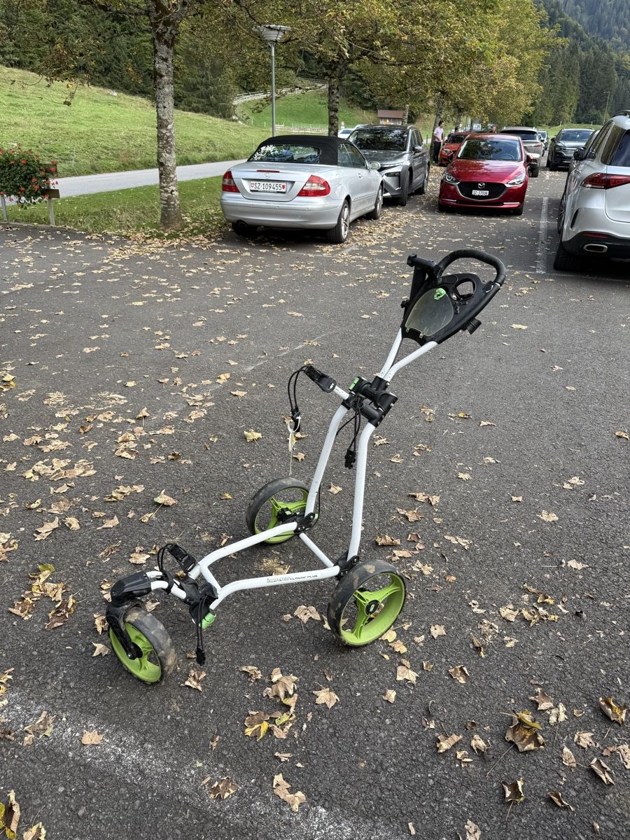 Trolleys: Golf Trolley White/Green  – Gebraucht aus Zürich von sunnykickz
