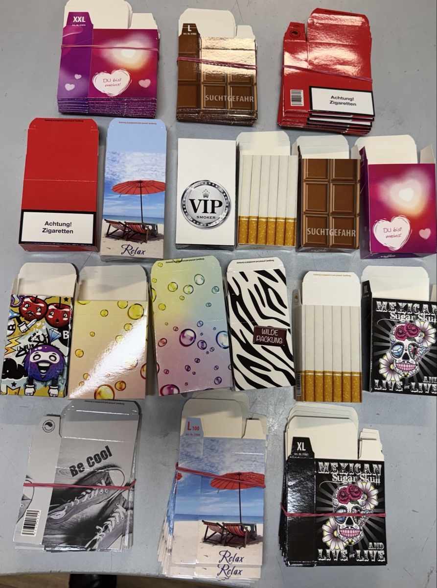 Sonstige Tabakwaren: Diverse Zigaretten Etuis Sammlung, Neu – Neu und originalverpackt aus Interlaken von Skandalpreis 3