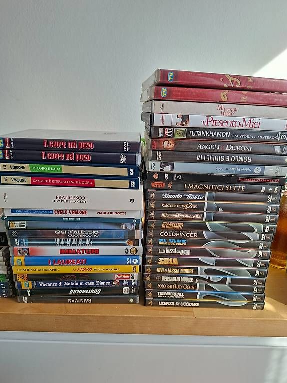 Alle DVDs: Dvd 1 chf al pezzo – Gebraucht aus Lamone von pau_7nk2