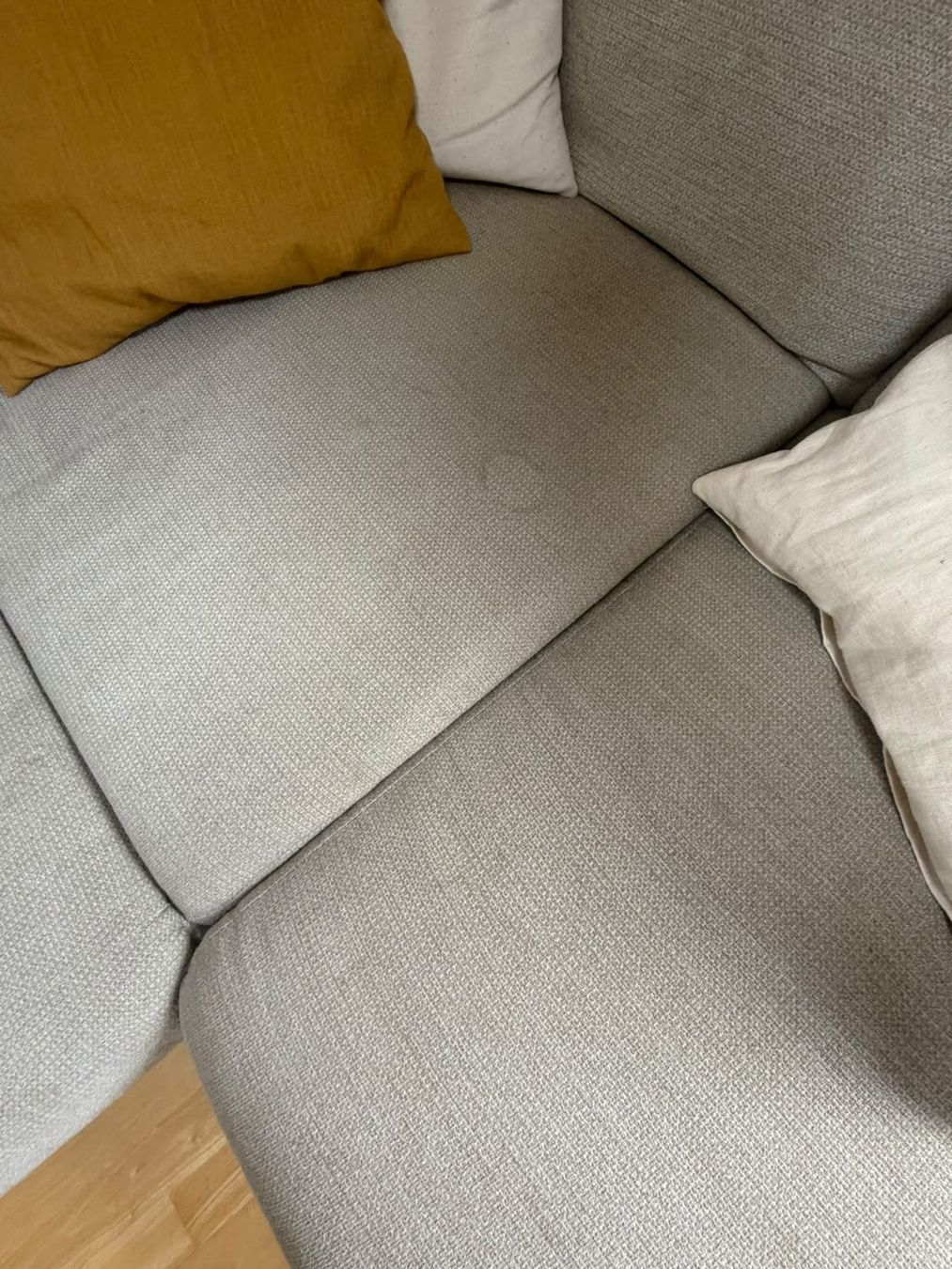 Divani: Ecksofa 270x220 cm gebraucht mit Flecken – Usato da Metzerlen venduto da Susii80 6