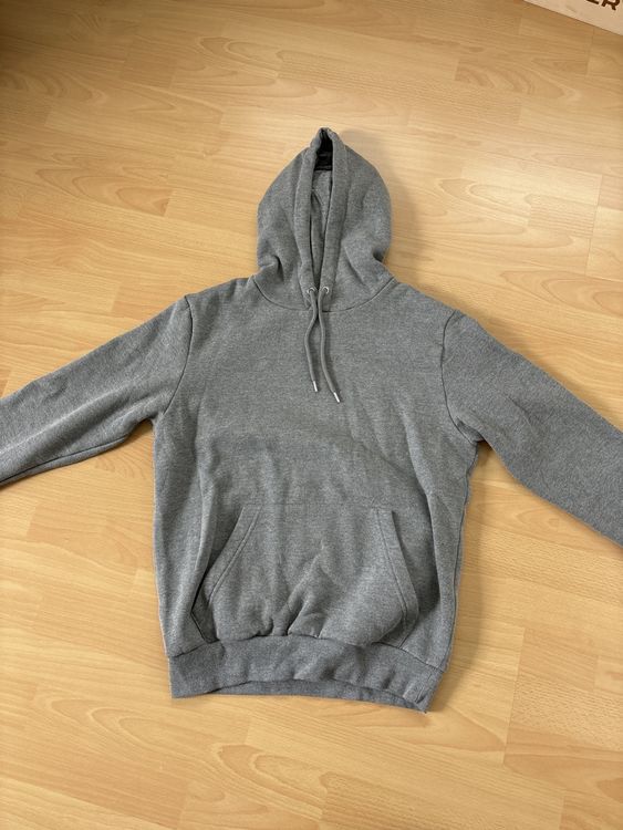 Pulls & Sweat-shirts: Grauer Hoodie Grösse M – D'occasion à Diepoldsau par Sonne14