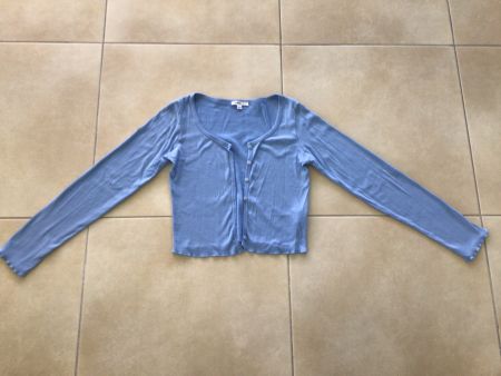 Hellblaues Strickjäckli von Subdued, Grösse M