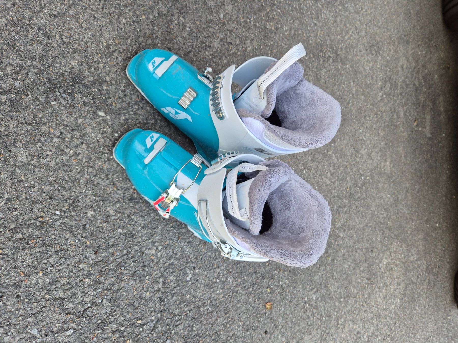 Nordica Scarpe per ragazzi: Skischuhe Nordica Speed Machine 2 – Usato da Seewis Dorf venduto da dermaex