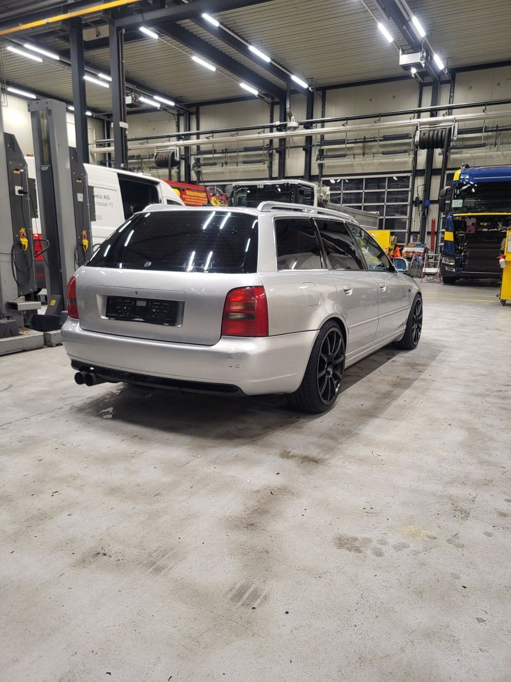 Audi Automobili: Audi S4 B5 mit vielen Teilen – Usato da Saland venduto da Jpf730 2