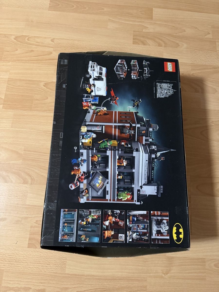 Lego Kit di costruzioni: Lego DC Arkham Asylum – Nuovo (secondo la descrizione) da Murgenthal venduto da jni_kh6y