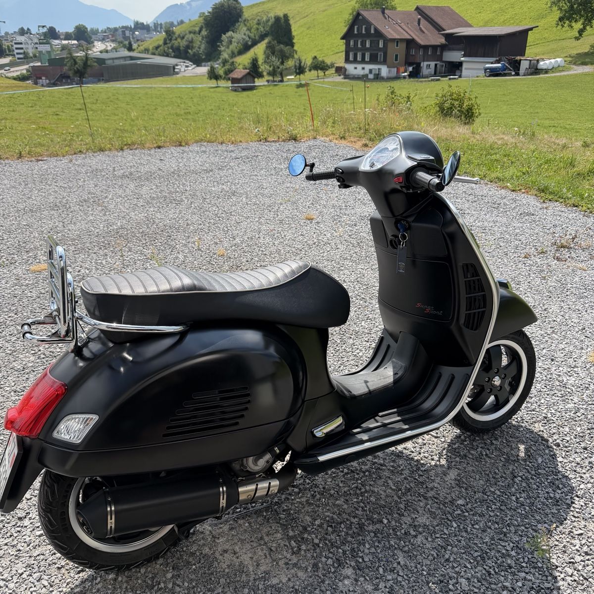 Vespa Scooter: Gts 300 – Usato da Lachen SZ venduto da calabrio156 2