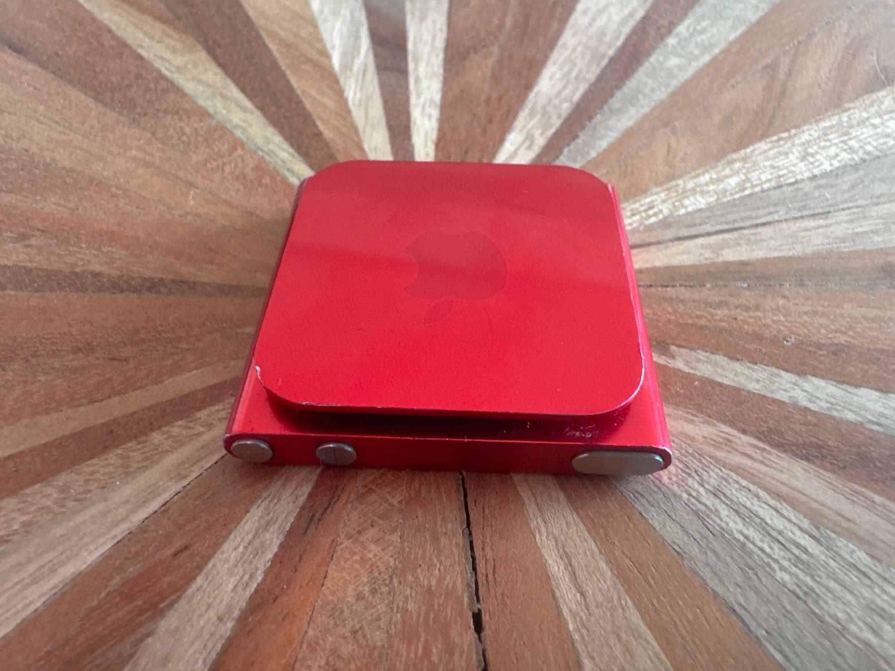 Apple Lettore multimediale portatile: iPod nano 6 Rot 8GB mit Ladekabel – Usato da St. Gallen venduto da hae_6rmh 3