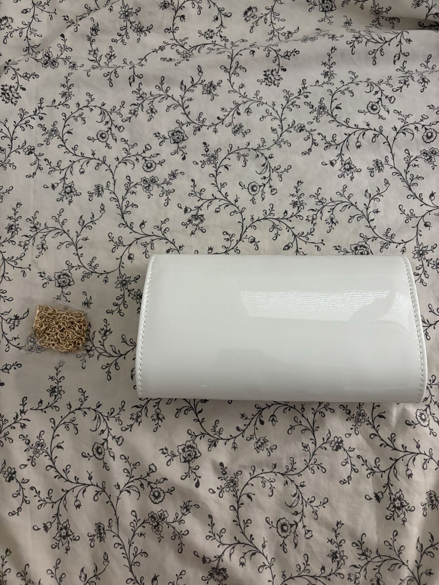 Borse da donna: Pochette bianca con catena dorata nuova – Nuovo (secondo la descrizione) da Lamone venduto da sar_9bsk 1