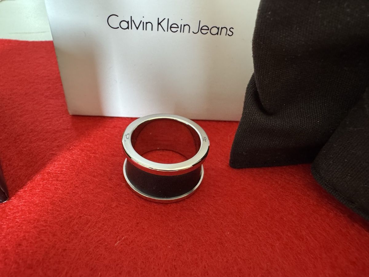 Calvin Klein Anelli: Calvin Klein Ring  – Nuovo (secondo la descrizione) da Lachen SZ venduto da artbyblondangel 6