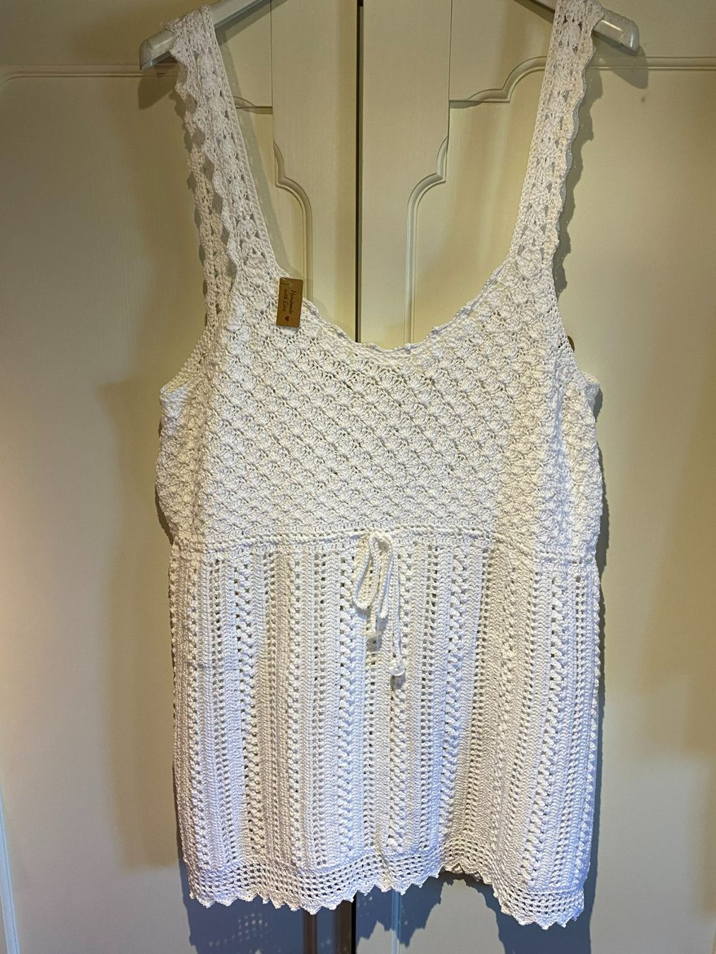 Vestiti: STRICK TRÄGERKLEID-VINTAGE-WEISS,EINZELSTÜCK – Nuovo e nell'imballaggio originale da Meienried venduto da ManuelaBoutique