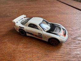 Hot Wheels Mazda RX-7 weiss Massstab 1:64