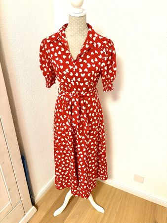 Tolles Retro-Kleid in knalligem Rot Grösse S