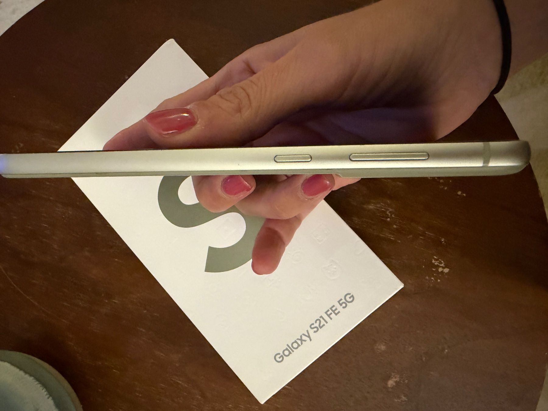 Samsung Handys / Smartphones: Samsung Galaxy S21 FE 5G – Gebraucht aus Zürich von And_s9xq 3
