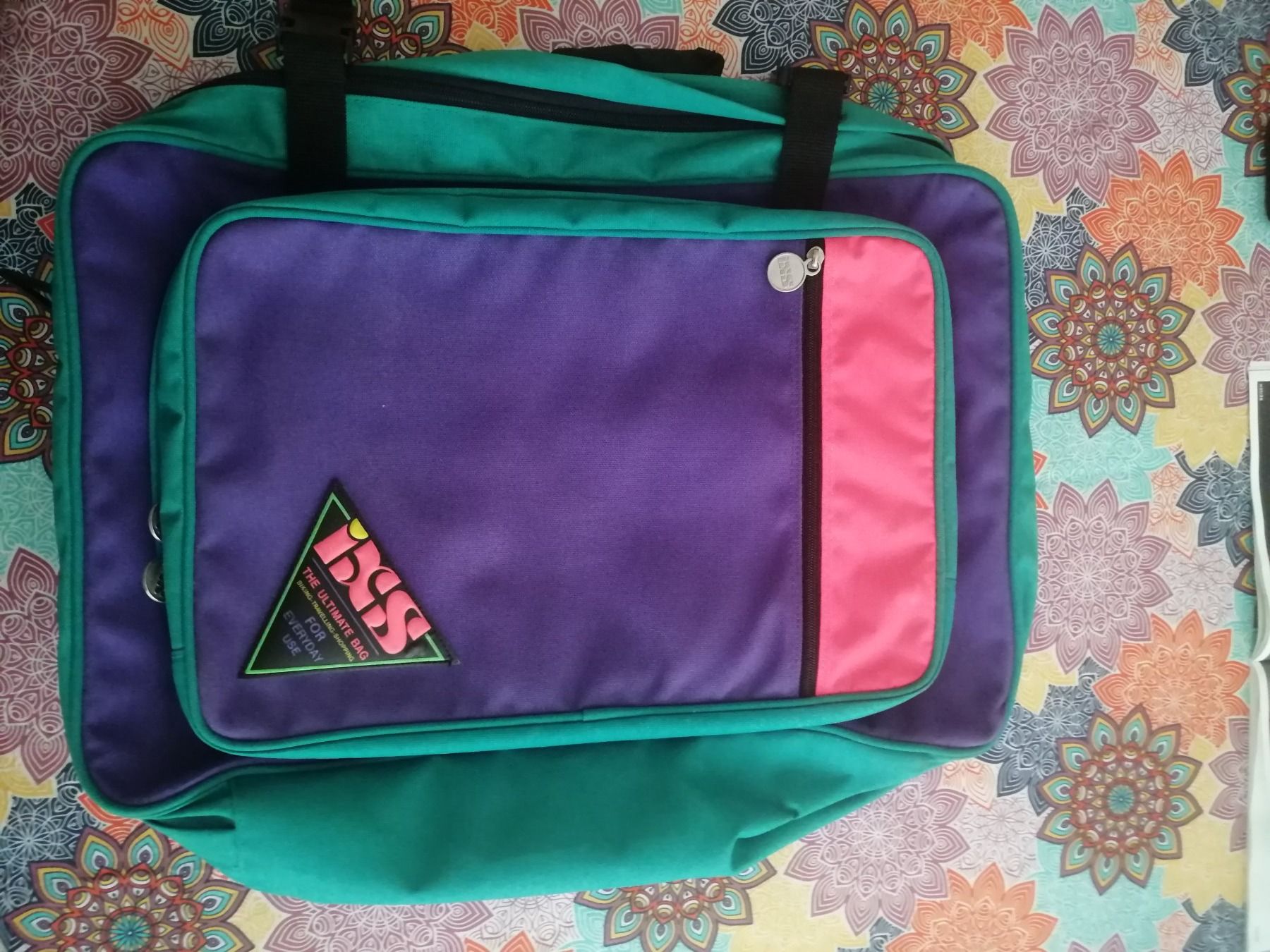 Taschen: Tasche Universal mit verschiedenen Fächern – Gebraucht aus Hinterkappelen von 1399
