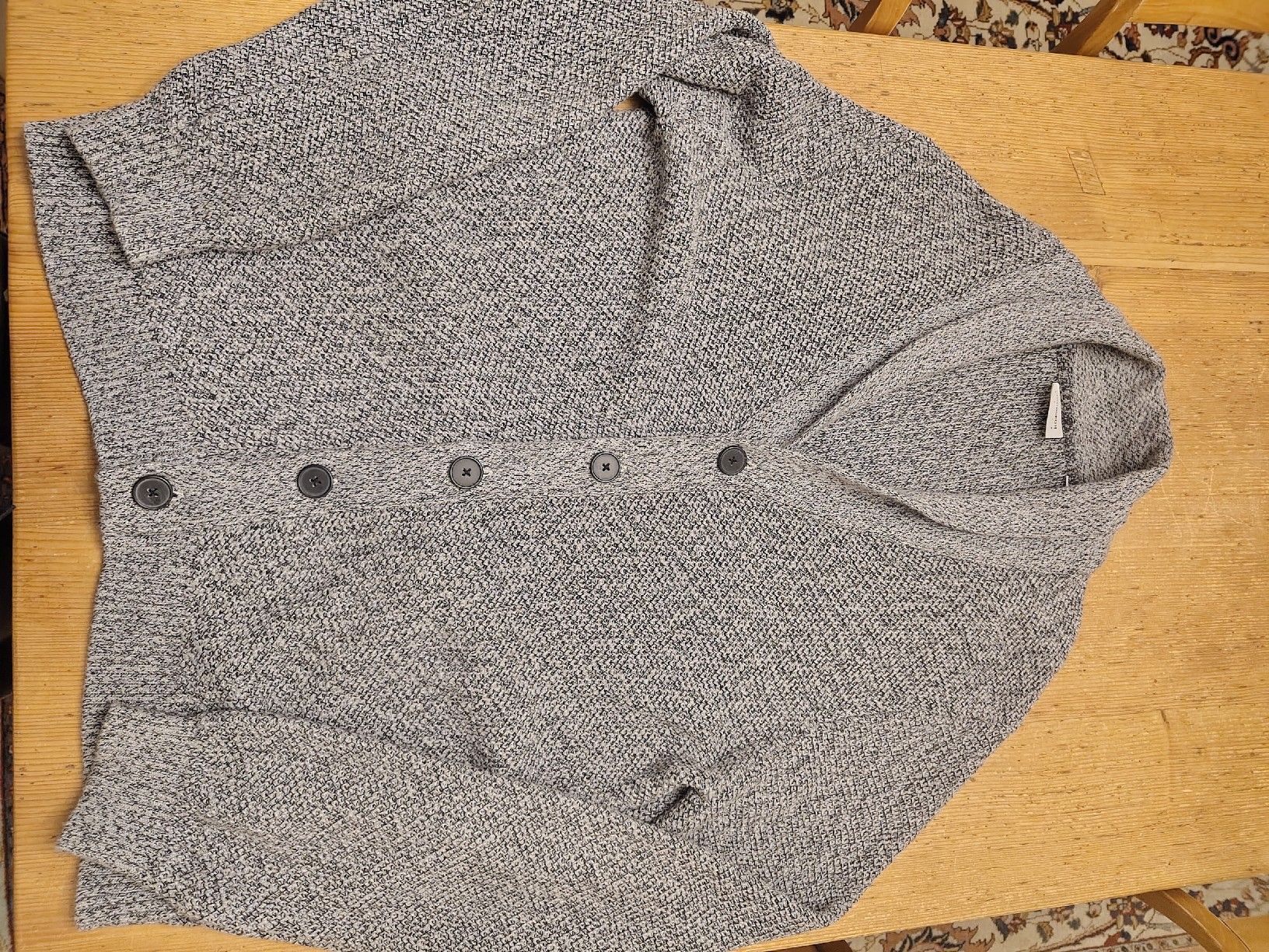 Giacche: Graue Strickjacke – Usato da Meiringen venduto da 333_5c9c