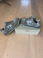 Lost Boys - Tiffy's Grey Low Top Sneakers