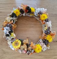 Sommerlicher-Türkranz  liebevoll dekoriert