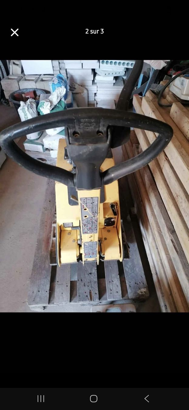 Bomag Alle Maschinen: plaque vibrante Bomag  – Gebraucht aus Vicques von y_tom 1