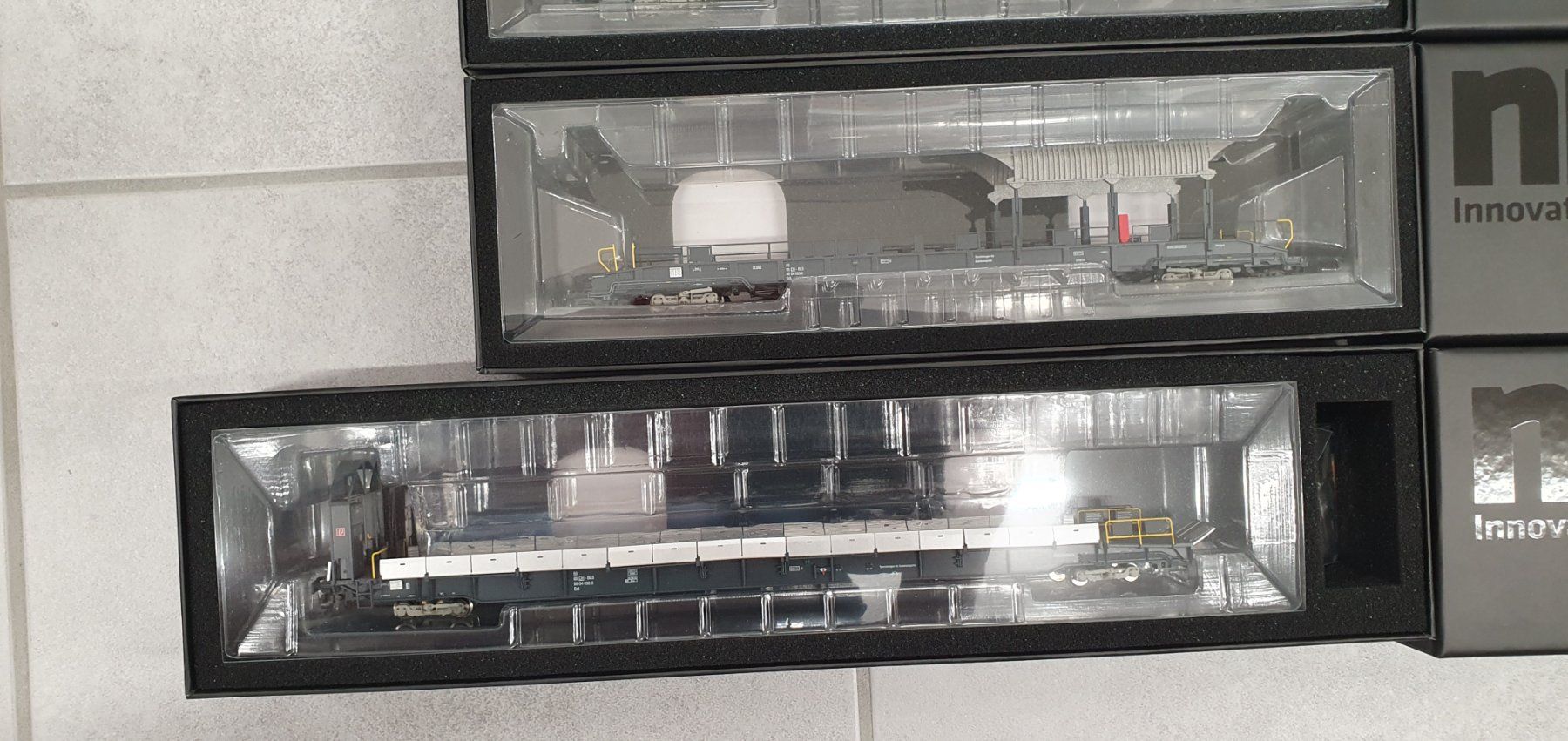 NME Modellini di ferrovie: nme  BLS Autozug komplett 8-teilig neu – Nuovo e nell'imballaggio originale da Würenlos venduto da juruth 5