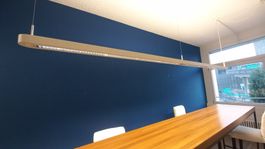 Linear weisse Hängelampe