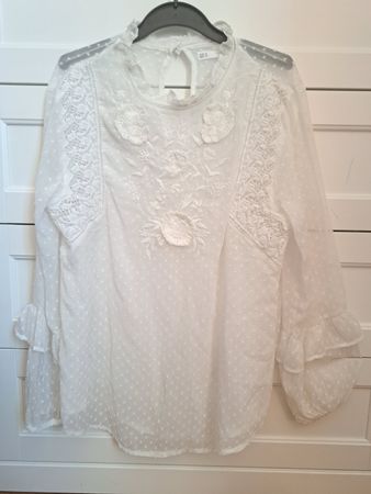 SFERA Bluse Grösse M Rüschen