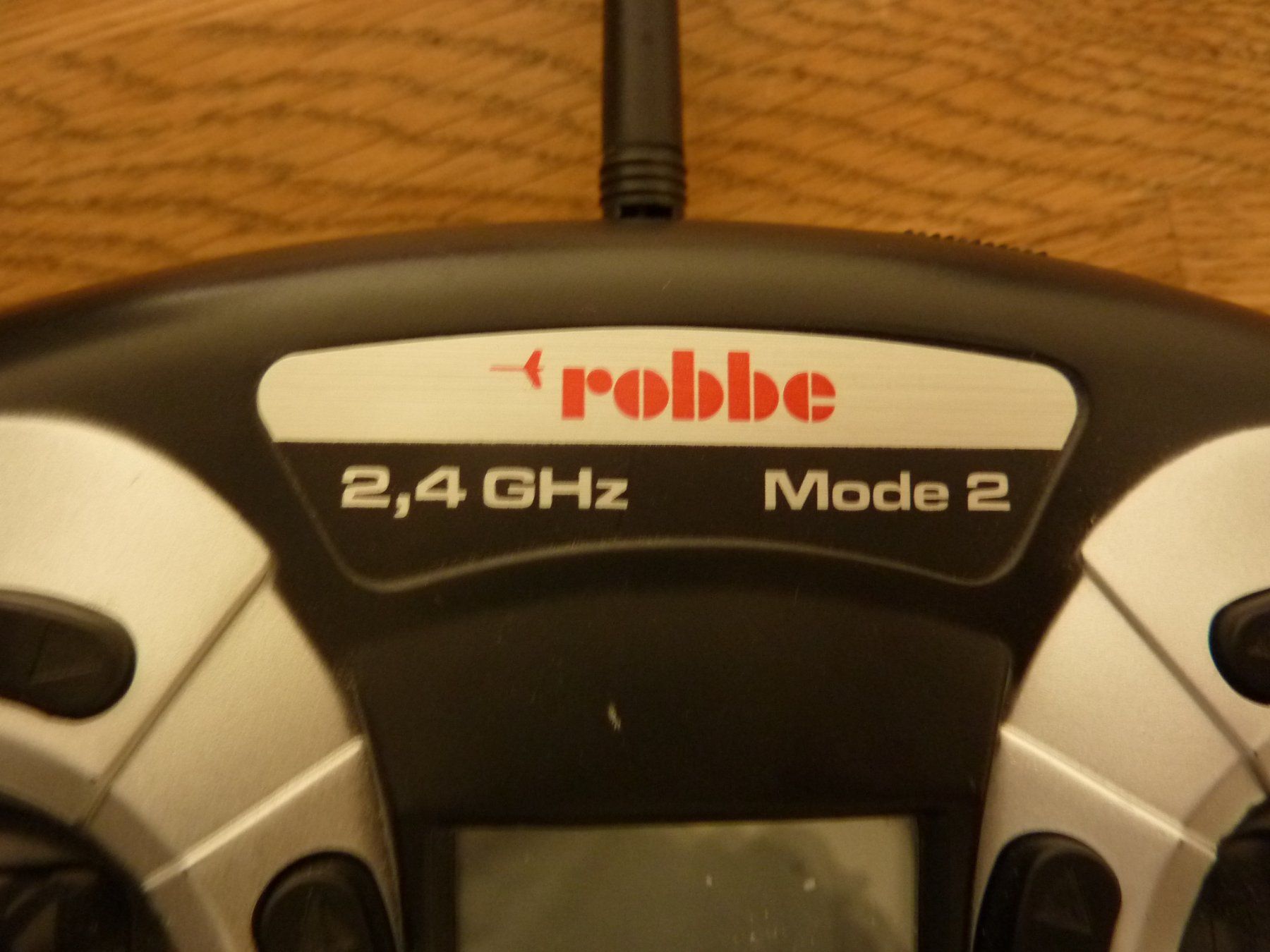 Fernsteuerungen: robbe Fernsteuerung 2.4ghz mode2 – Gebraucht aus Hochfelden von swissice 3