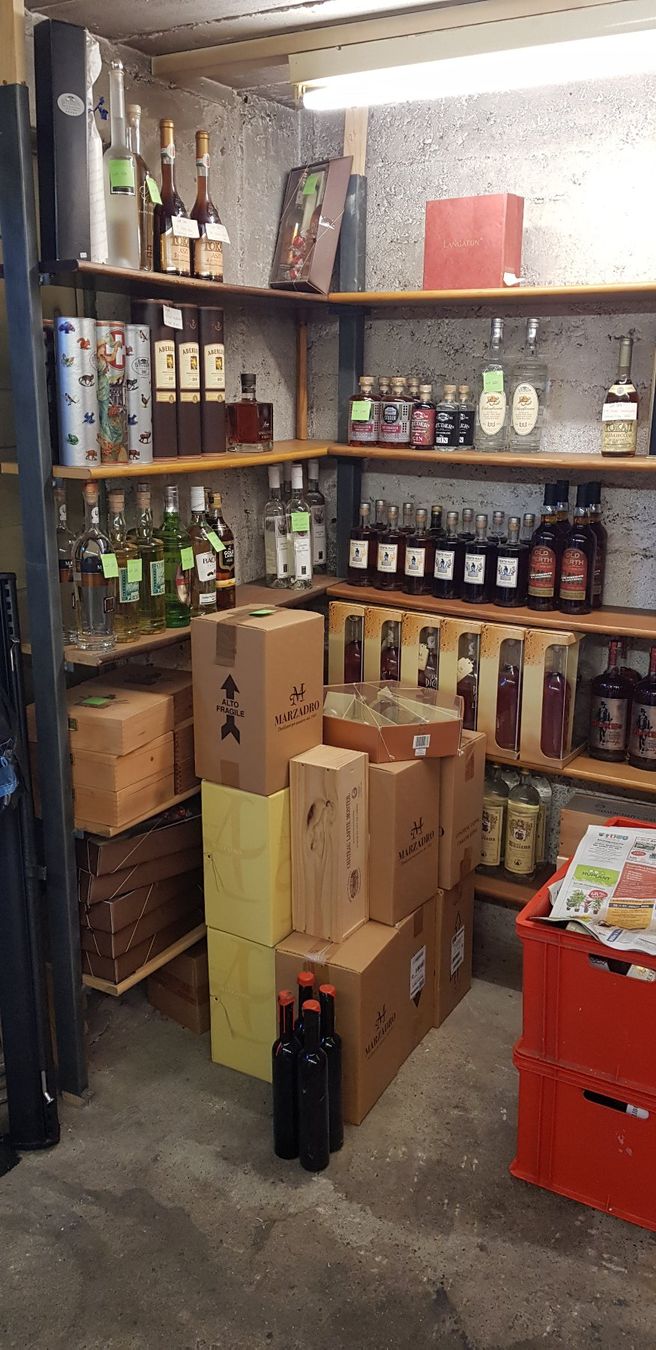 Scaffali: Lot Whisky Regale – Usato da Schöftland venduto da Topdeal4 2