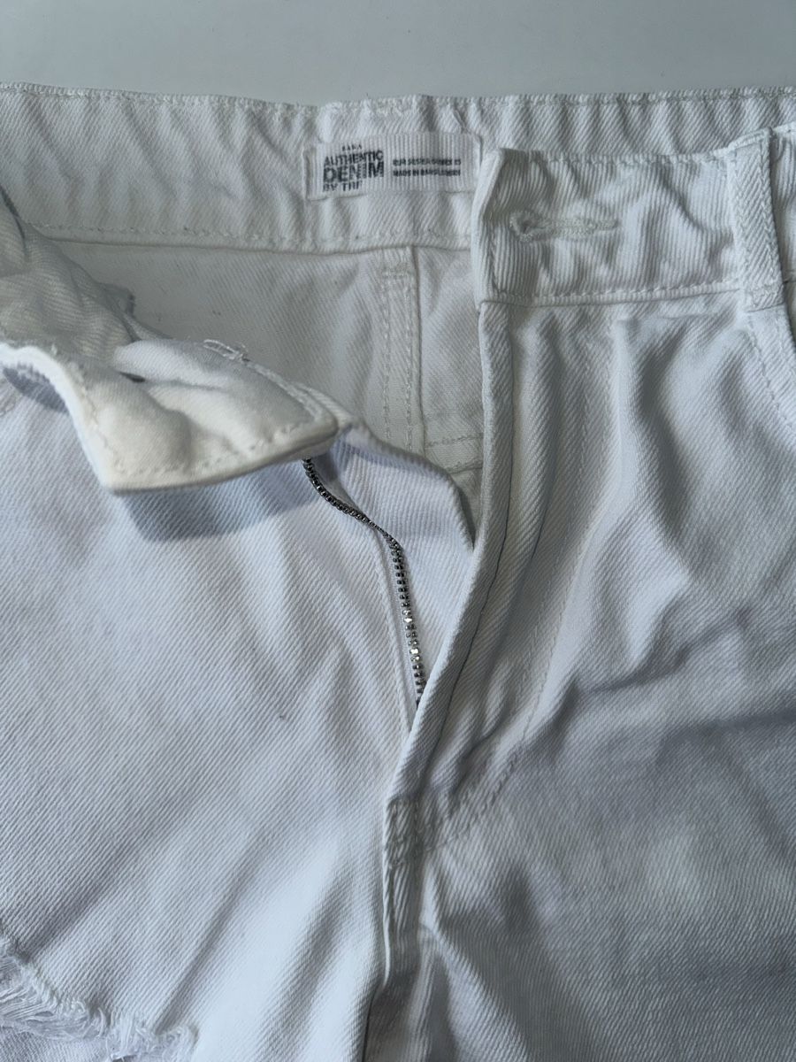 Zara Jeans: Jeans Hot Pants – Usato da Zürich venduto da forestF4iry 2