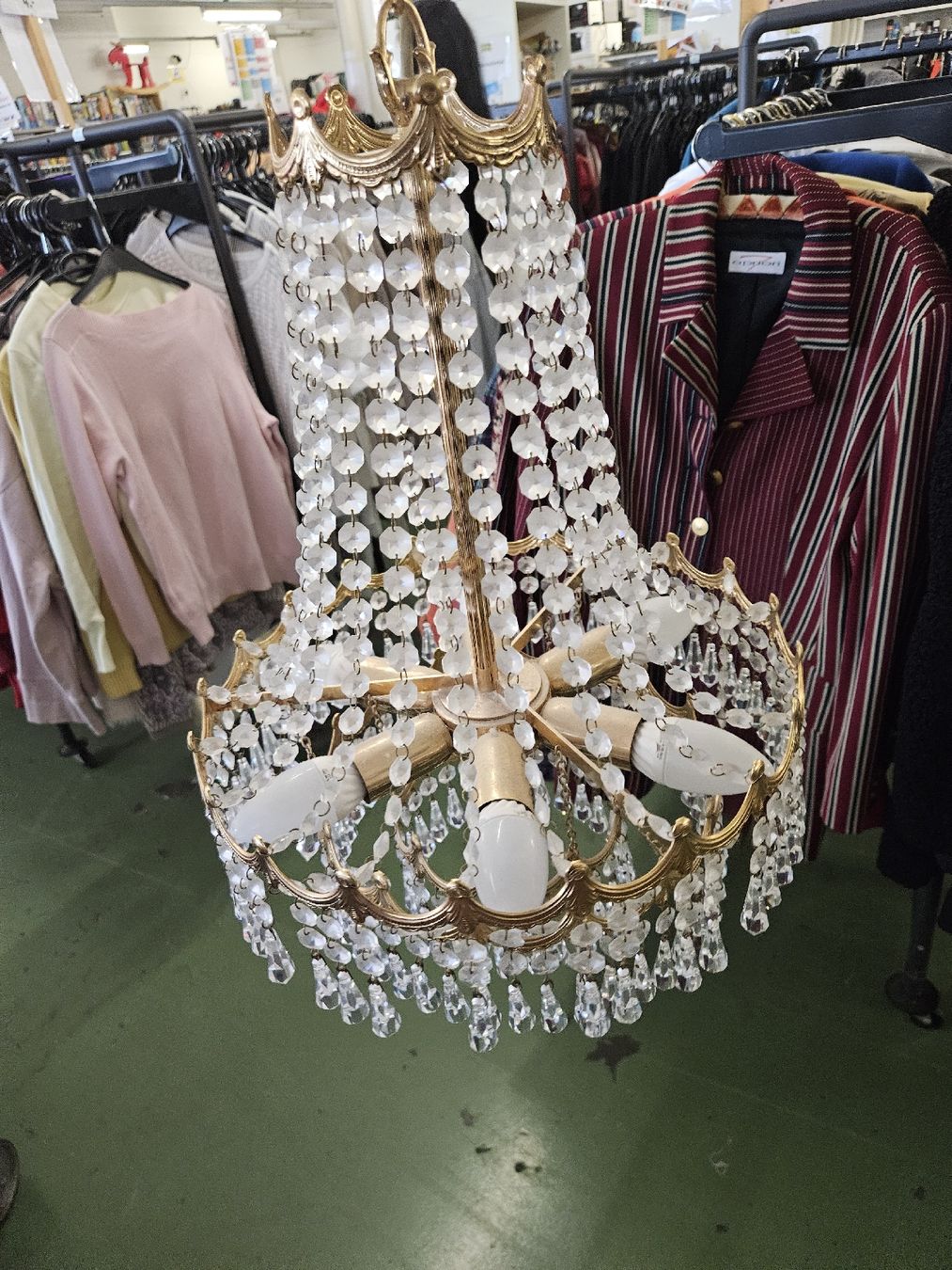 Lampadari & plafoniere: Vintage Kronleuchter aus Messing event. Swarovski  – Usato da Pratteln venduto da Cartonsducoeur_bl 1