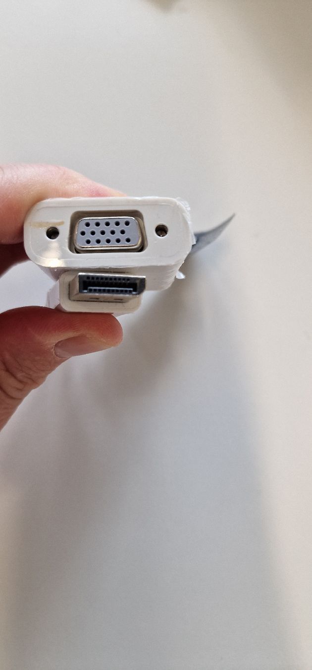 Unità & Adattatore: DisplayPort to VGA – Usato da Gerlafingen venduto da dulifuli 1