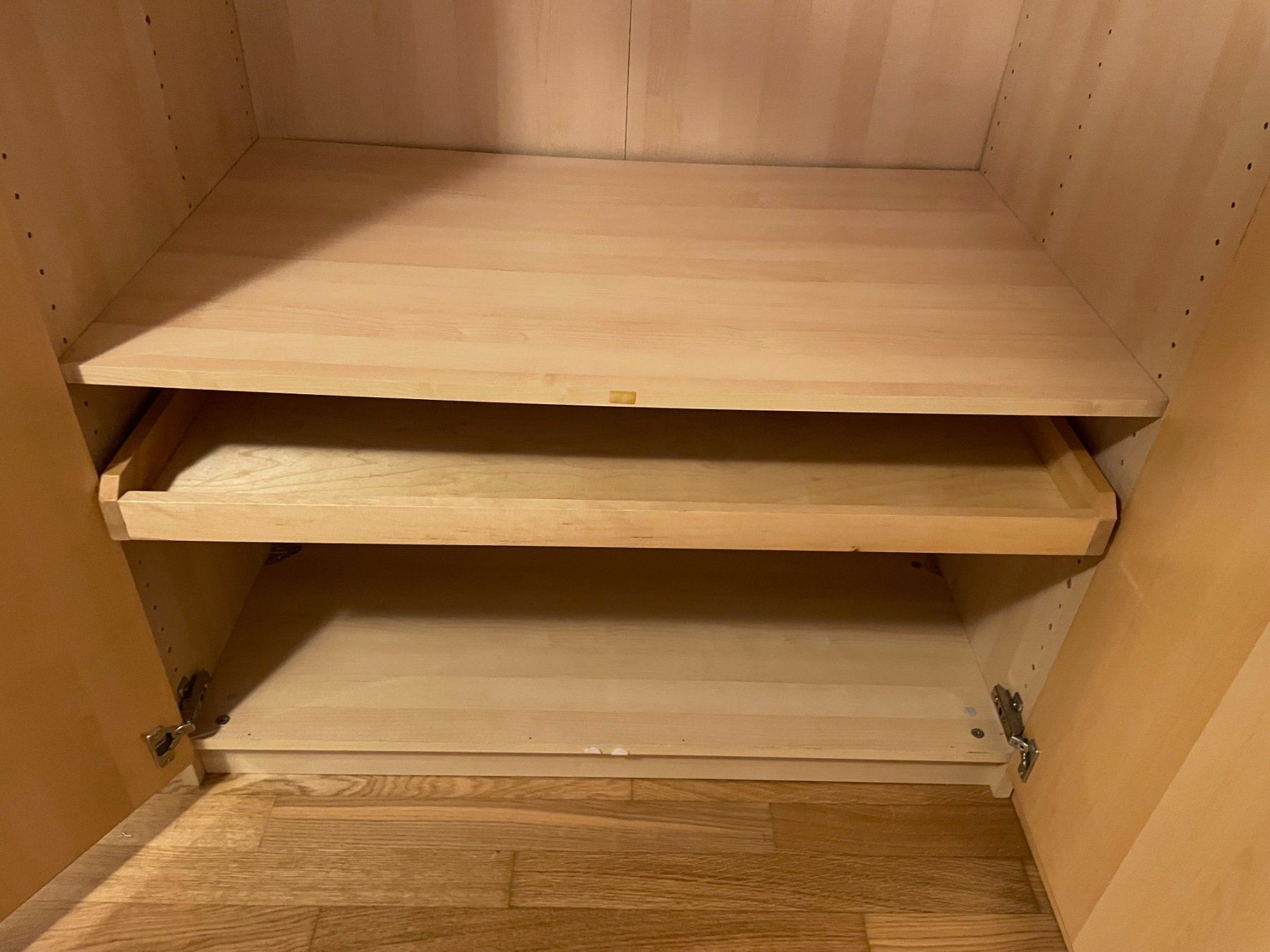 Ikea Armadi: IKEA Wardrobe 2 Doors, Birch Effect, incl. Interior Fittings – Usato da Basel venduto da JohnnyCrash 3