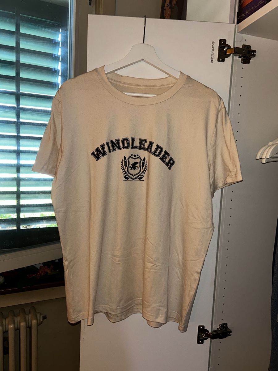 T-shirts: Fourth Wing Shirt – Neuf (Voir description) à Pfäffikon ZH par Proganeer