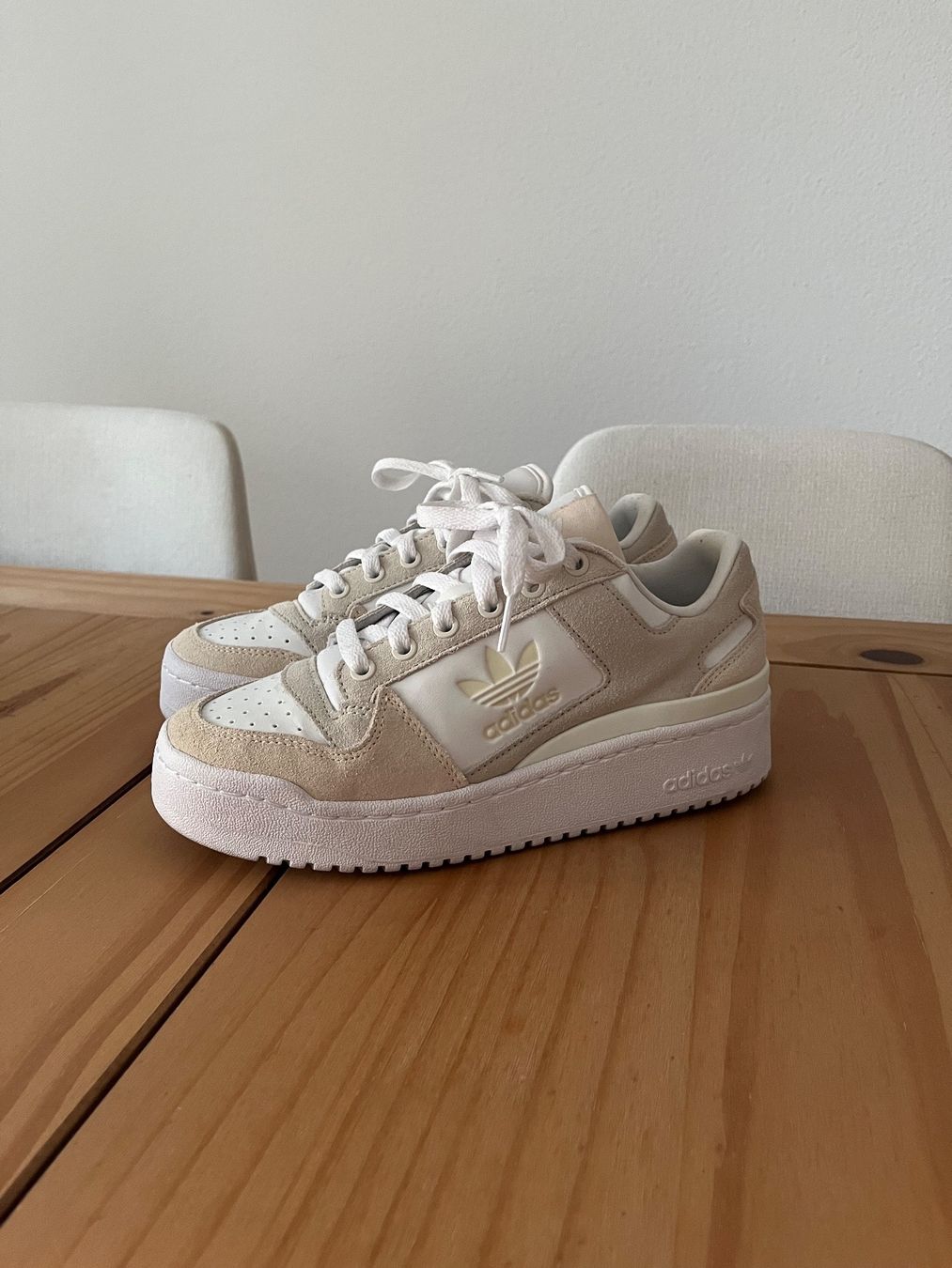 Adidas Scarpe da donna: Adidas Forum Bold – Usato da Fislisbach venduto da den_dzl9