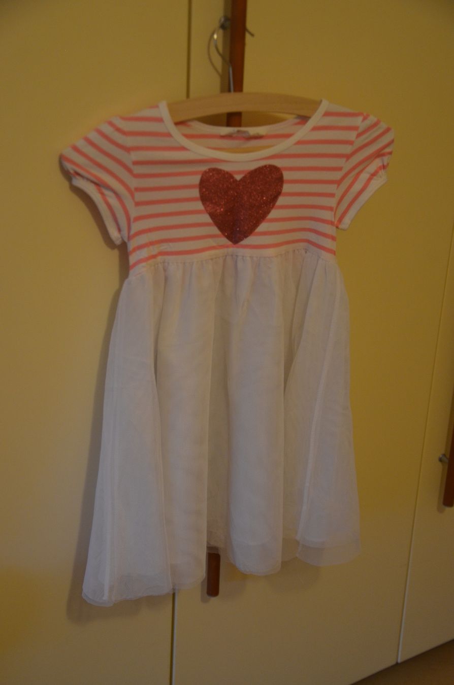 Vestiti & Gonne: TAILLE 122-128 - JOLIE ROBE – Usato da Chiasso venduto da Dolly015