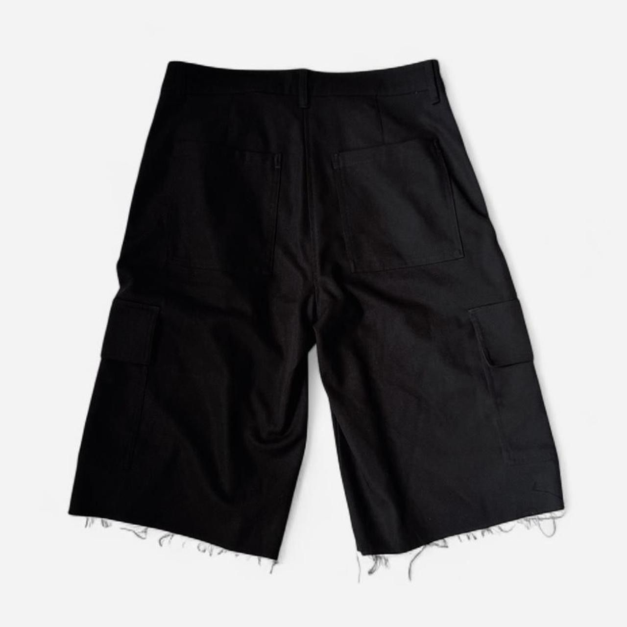 Weekday Pantaloni: Weekday arwen cargo suiting shorts – Nuovo e nell'imballaggio originale da Zürich venduto da h_studio_edit 1