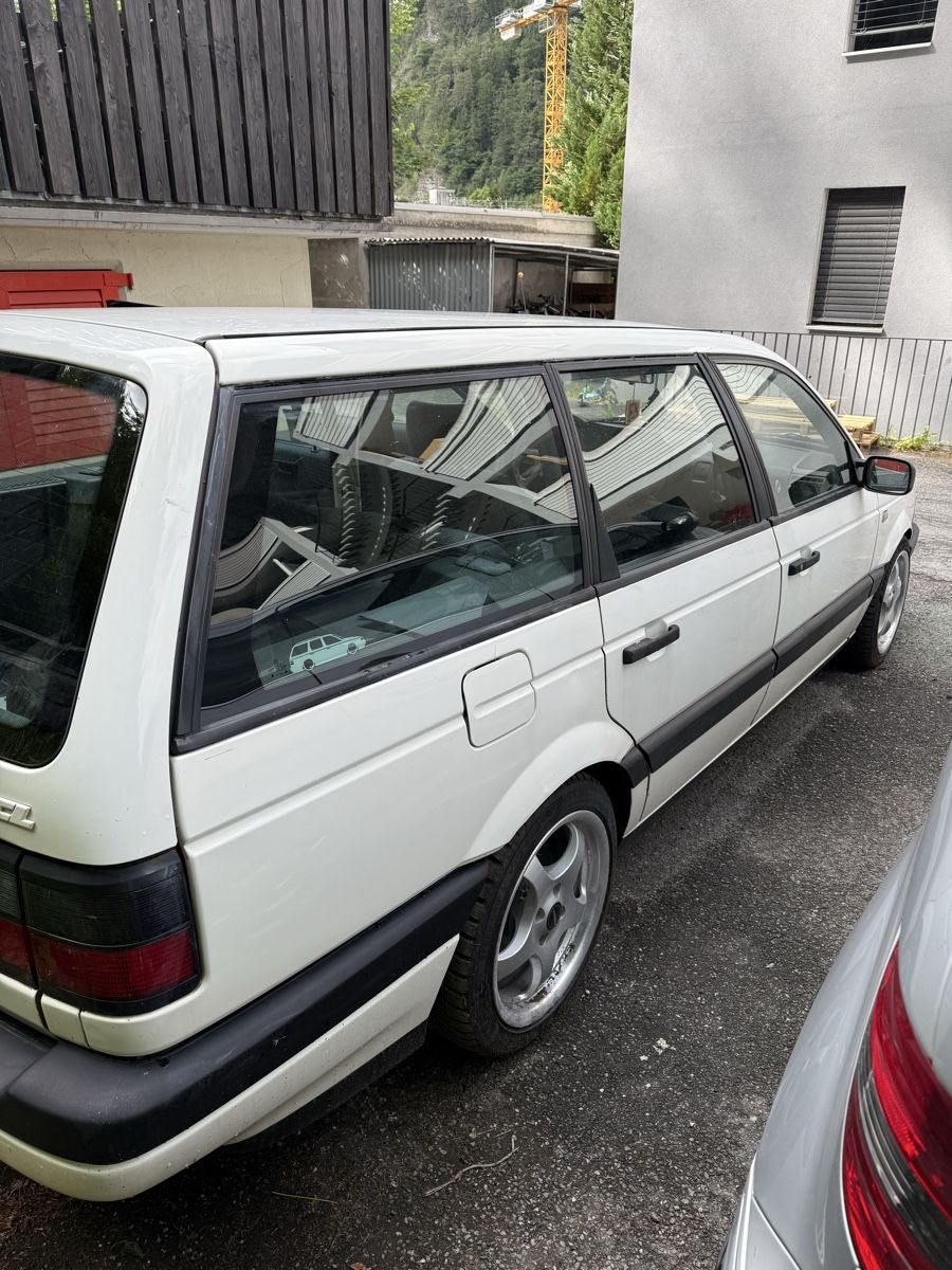 VW Automobili: VW Passat Variant 35i – Usato da Chur venduto da sin_m5nw 1