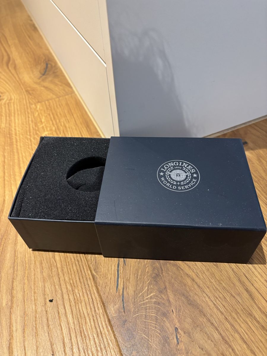 Longines Orologi: Longines Uhren Box Karton – Usato da Flums venduto da Limatools