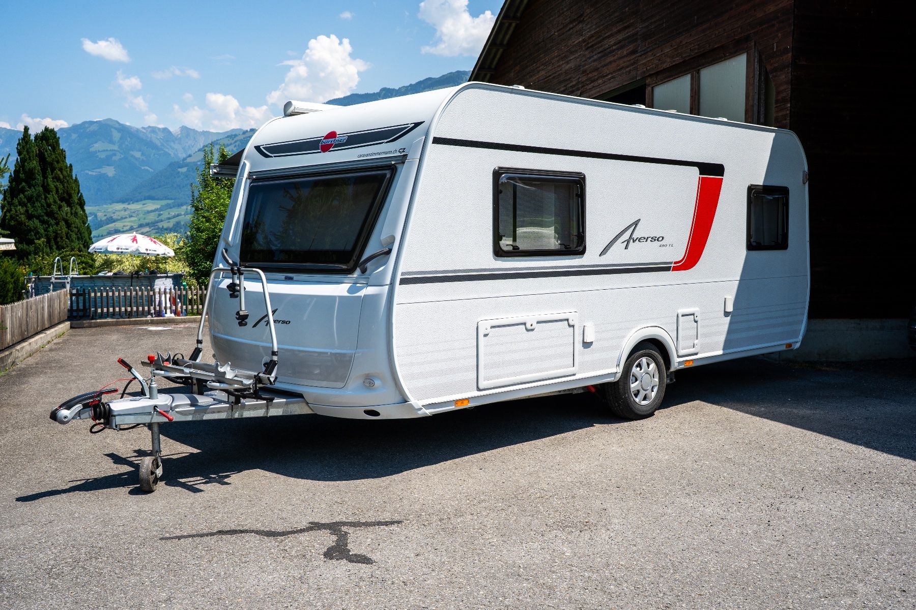 Remorques: Bürstner Averso 490 TL, Modell 2018 – D'occasion à Kerns par Phil.zi 1