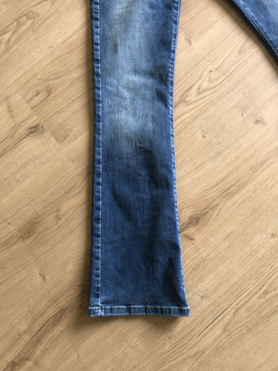 Jeans: Jeans Damen Gr. 36 – Usato da Schaffhausen venduto da Fixier 5