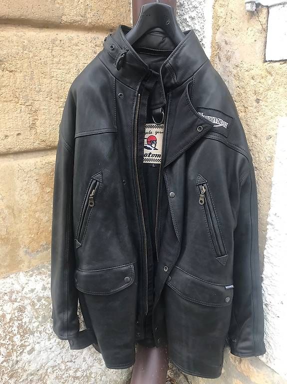 Jacken: Blouson Moto Triumph – Gebraucht aus Neuchâtel von angelogiostra