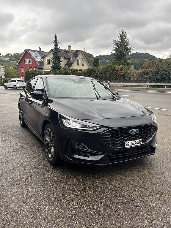 Autos: Ford Focus ST-Line X – Gebraucht aus Wattwil von Levin177 3