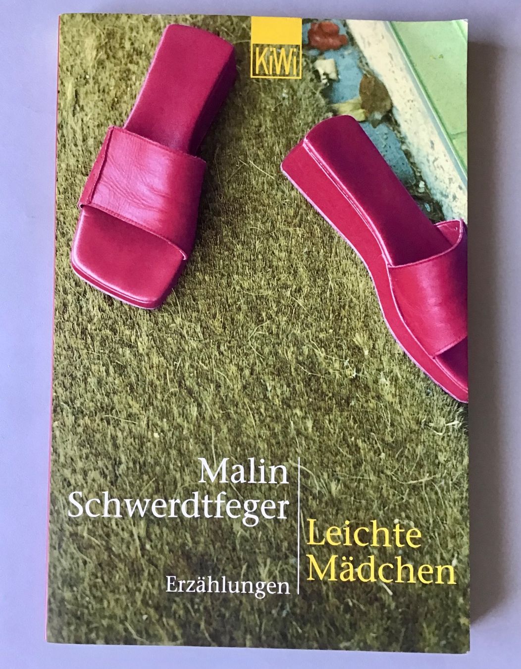 Bücher: Buch: Leichte Mädchen (von Malin Schwerdtfeger) – Gebraucht aus Bubendorf von Alpenheidi