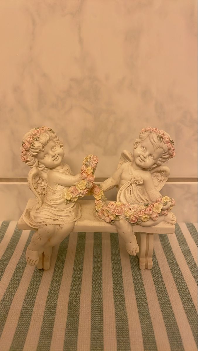Tutte le decorazioni: Engel Figur mit Blumenkranz, Vintage Look – Usato da Zürich venduto da Hikaru07Japan