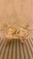 Engel Figur mit Blumenkranz, Vintage Look
