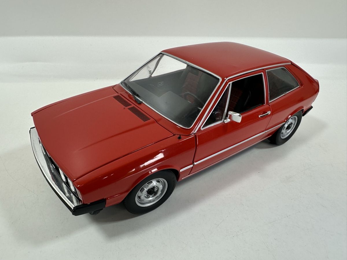 Revell Voitures modèles: Volkswagen VW Scirocco GTI 1:18, inkl. OVP, REVELL – Neuf (Voir description) à Zofingen par rf9_x2xt 1