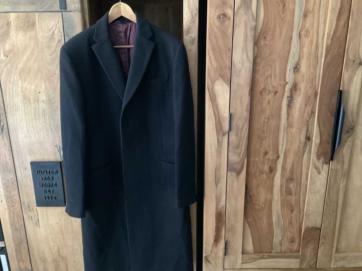 Dolce & Gabbana Mäntel: Dolce & Gabbana Mantel – Neu (gemäss Beschreibung) aus Reinach AG von Renepulko