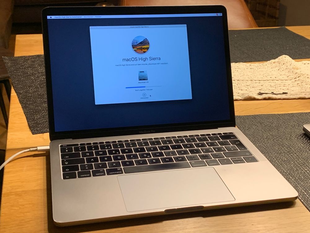 Macbook Pro, 13“, 2016 Kaufen auf Ricardo