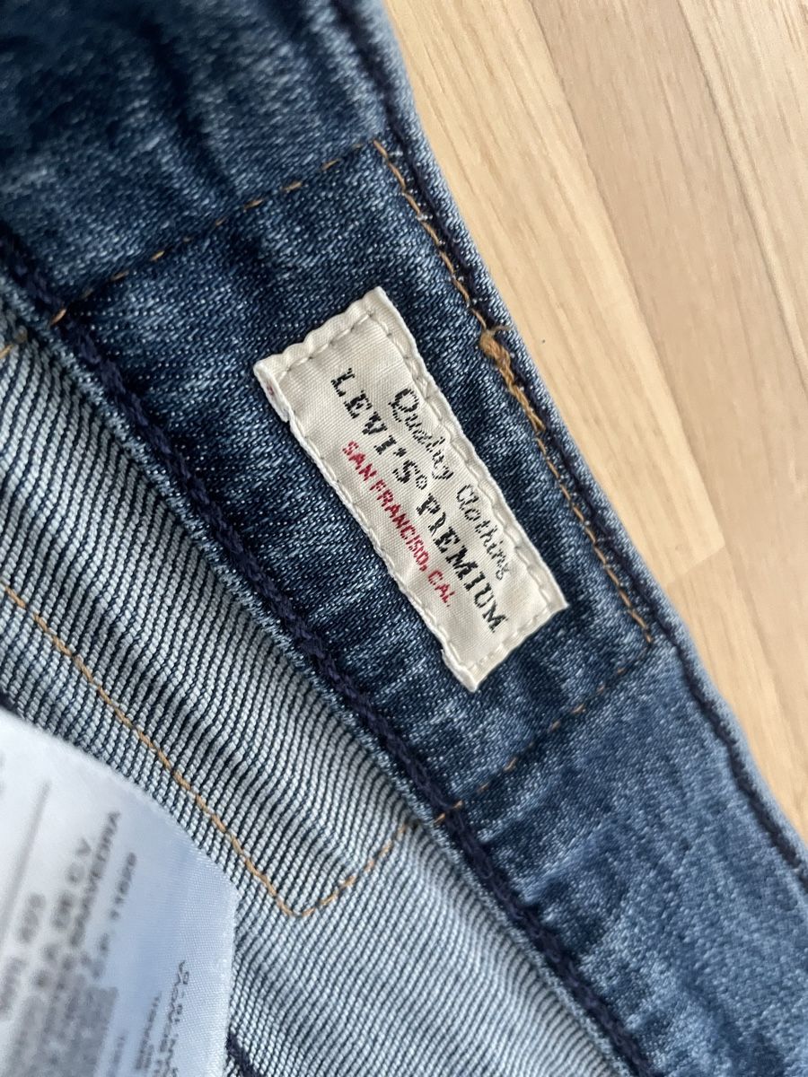 Levi's Jeans: Levi's Jeans – Usato da Tägerwilen venduto da Shaimaa 2