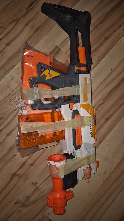 Jouets: Nerf  – D'occasion à Muraz (Collombey) par Kiriwi 1